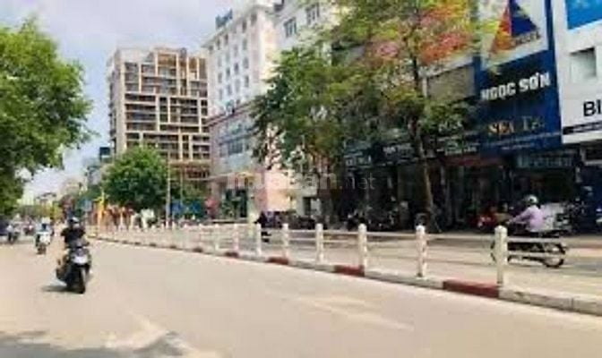 GẤP - MẶT PHỐ CÁT LINH - BÍCH CÂU - 65M - 6 TẦNG - MT 4,1M - HÈ 5M 