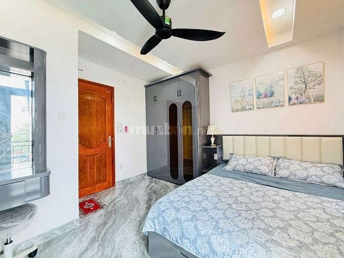 CHÍNH CHỦ 4 CĂN LIỀN KỀ ĐÚC 3 LẦU SÂN THƯỢNG KHU ĐỒNG BỘ CÓ THANG MÁY