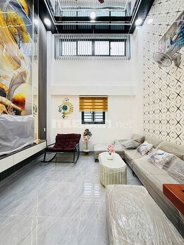 CHÍNH CHỦ 4 CĂN LIỀN KỀ ĐÚC 3 LẦU SÂN THƯỢNG KHU ĐỒNG BỘ CÓ THANG MÁY