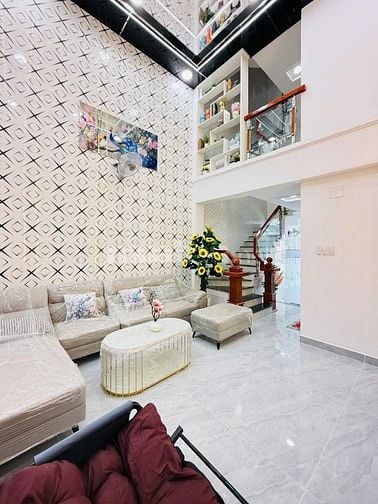 CHÍNH CHỦ 4 CĂN LIỀN KỀ ĐÚC 3 LẦU SÂN THƯỢNG KHU ĐỒNG BỘ CÓ THANG MÁY