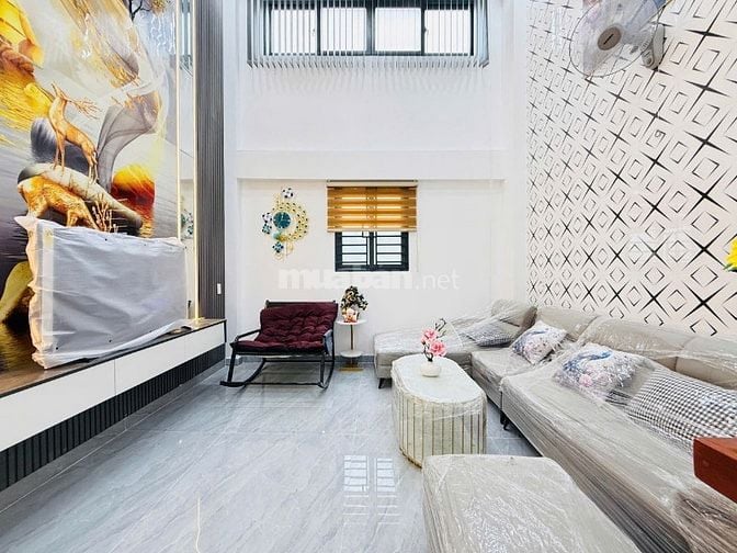 CHÍNH CHỦ 4 CĂN LIỀN KỀ ĐÚC 3 LẦU SÂN THƯỢNG KHU ĐỒNG BỘ CÓ THANG MÁY
