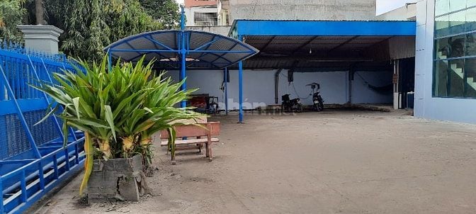 Nhà xưởng cho thuê p.15, quận gò vấp dt: 2200m giá 140 triêu/tháng