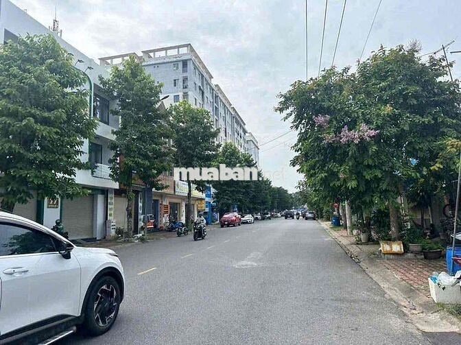 Cho thuê nhà đường kinh doanh khu dân cư Hiệp Thành 3