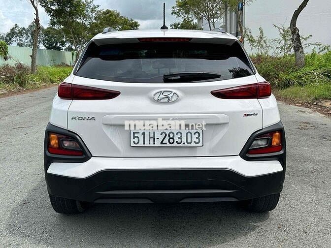 Hyundai Kona 2019 tiêu chuẩn đẹp 1 chủ