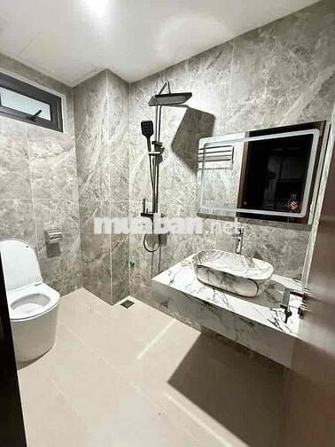 Tôi cần bán nhà phố TRẦN KHÁT CHÂN 38m 6tầng thang máy giá 9,3tỷ