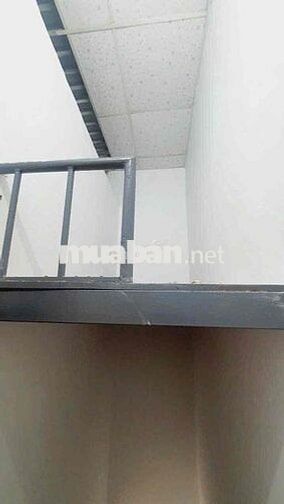 Bán Nhà SHC 3.2x5,1 lầu,650tr,đường 551 lê văn khương.
