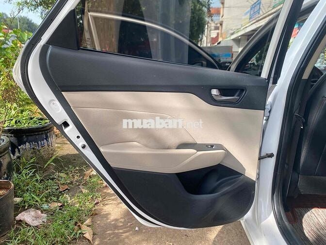 Hyundai Accent 2018 1.4 MT - 128000 km