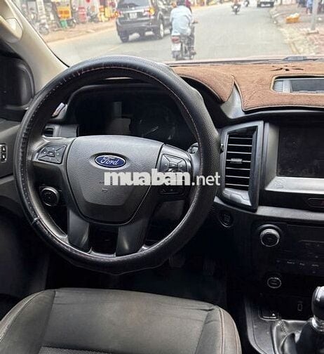 FORD EVEREST 2.0L 4X2MT SX 2019