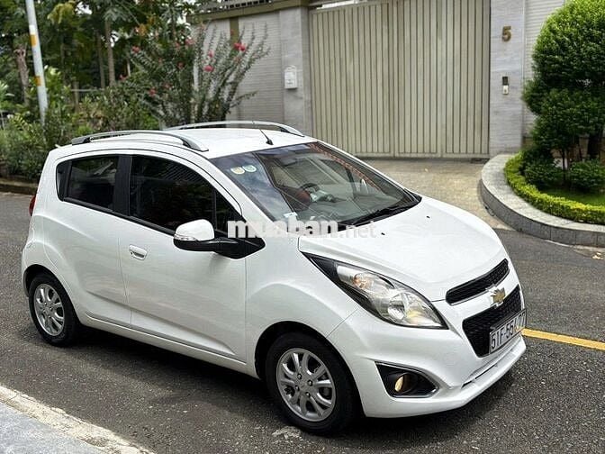 Chevrolet Spark 2014 LTZ 1.0 AT - 70000 km