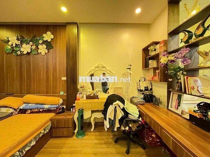Cực Hiếm! Nhà Phố Trường Chinh -Lô Góc -23m Ra Mặt Phố - full Nội Thất