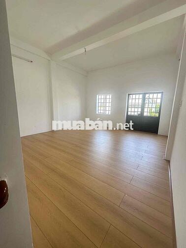 nhà 3 tầng MT LƯƠNG KHÁNH THIỆN