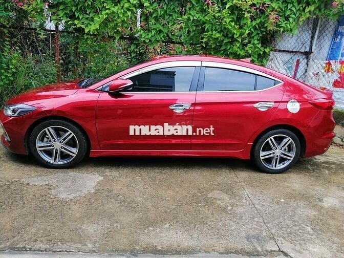 Hyundai Elantra 2018 1.6 AT Sport - 61000 km