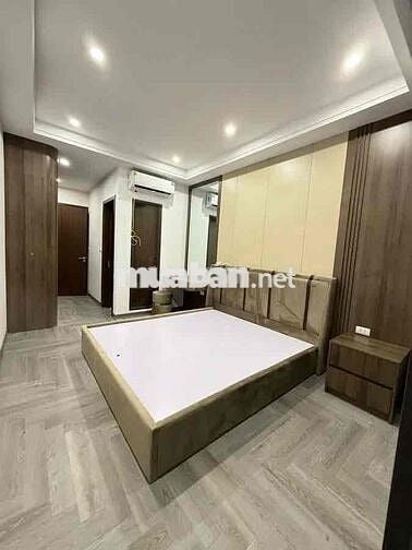 Tôi cần bán nhà phố TRẦN KHÁT CHÂN 38m 6tầng thang máy giá 9,3tỷ