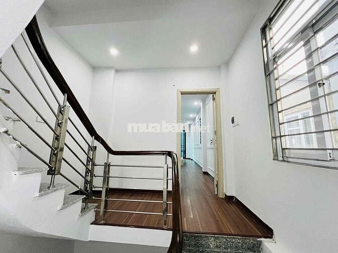 HÀNG HIẾM! Vip Hà Đông, gần ô tô, lô góc, 2 thoáng, vị trí đắc địa