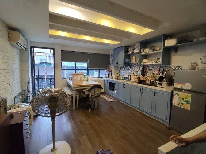 PHÂN LÔ - HOÀNG CẦU - Ô TÔ TRÁNH - 52 M2
