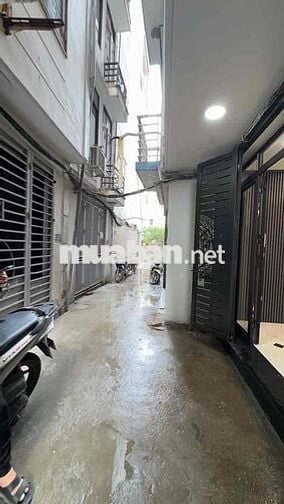 Nhà mới phố Trương Định Nội thất xịn sò Gần ô tô trước nhà thoáng sang