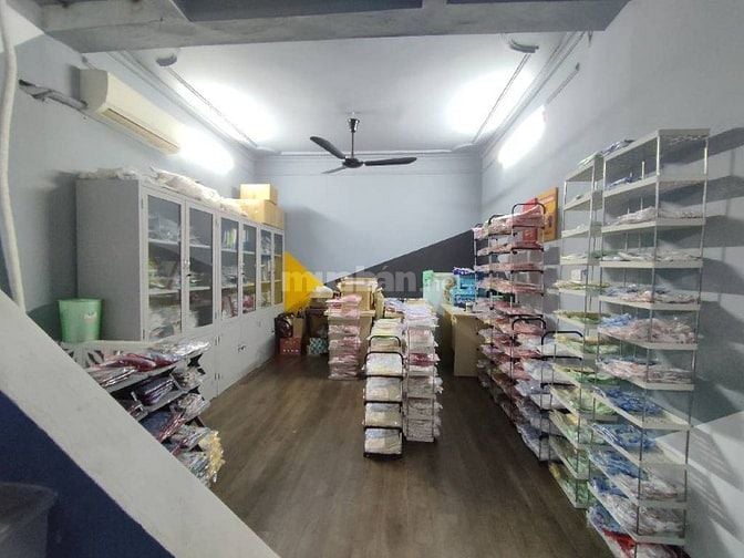 PHÂN LÔ - HOÀNG CẦU - Ô TÔ TRÁNH - 52 M2