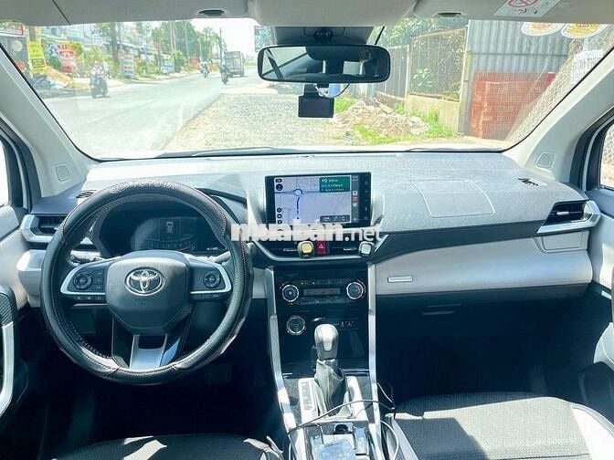 TOYOTA VELOZ TOP – 7 CHỖ GIA ĐÌNH – 2022