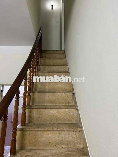 Cho thuê nhà nguyên căn, địa chỉ 382/7 Núi Thành