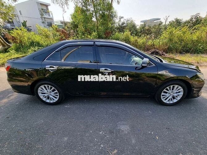 Toyota Camry 2.0E 2017 màu đen