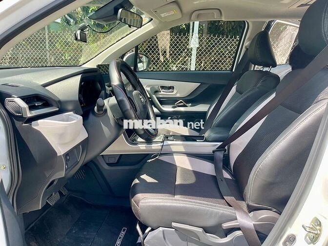 TOYOTA VELOZ TOP – 7 CHỖ GIA ĐÌNH – 2022