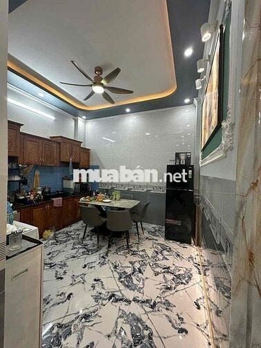 Nhà Trệt Lầu 2pn 2wc sẵn 2 máy lạnh mới Hẻm DKTW