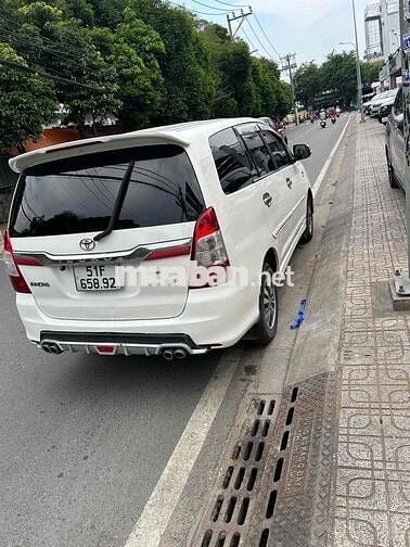 Toyota Innova 2016 - 520000 km