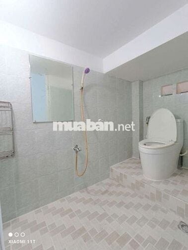 Nhà Đẹp 2pn 2wc gần ĐH Luật HBC 9.5triệu