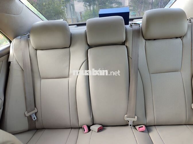 Cần bán xe Toyota