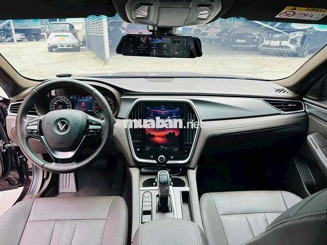 VinFast Lux A2.0 BASE 2020 - 36000 km