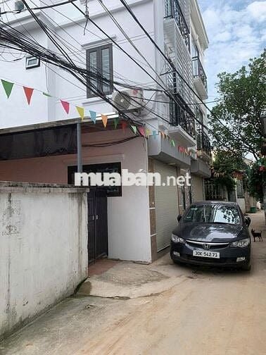 CHỊ HƯƠNG GỬI BÁ/N  NHÀ 38M*3T LÔ GÓC 2 THOÁNG VĨNH VIỄN Ô TÔ ĐỖ CỬA