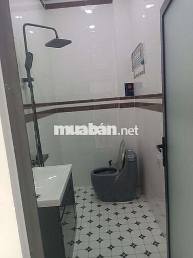 NHÀ MỚI NGAY CHỢ THIẾC -- Q12 -- 45M2 -- 4T200