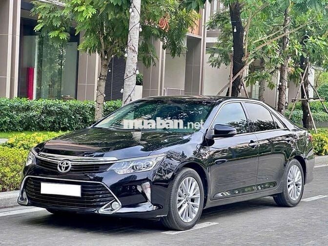 Toyota camry 2.5Q 2018