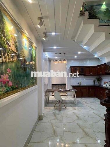 Bán nhà HXH ngay Đso 4, GV. DTSD hơn 200m2 giá chỉ 6tỷ200