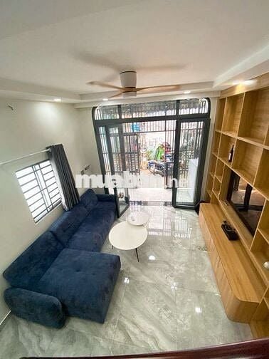 Bán nhà quận 7 _Trần xuân soạn_35m2, 2PN balcon thoáng, hơn 4 tỷ xíu