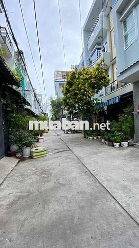 BÁN NHÀ HẺM 413 LÊ VĂN QUỚI 5x12m HXH 6M 3TẦNG 3PN SHR