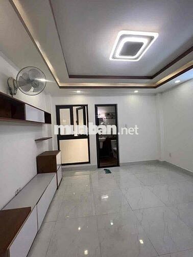 Bán nhà HXH ngay Đso 4, GV. DTSD hơn 200m2 giá chỉ 6tỷ200