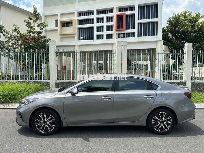 Kia K3 2021 Luxury 1.6 AT - 18000 km