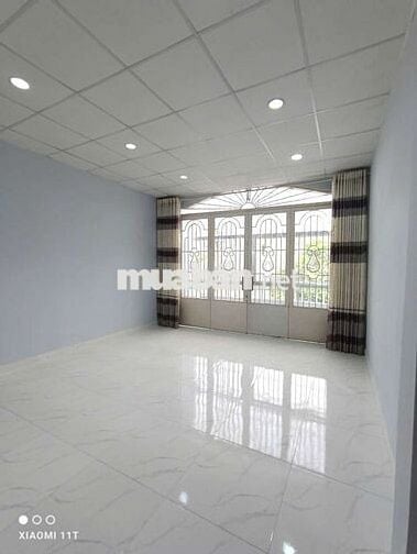 Nhà Đẹp 2pn 2wc gần ĐH Luật HBC 9.5triệu