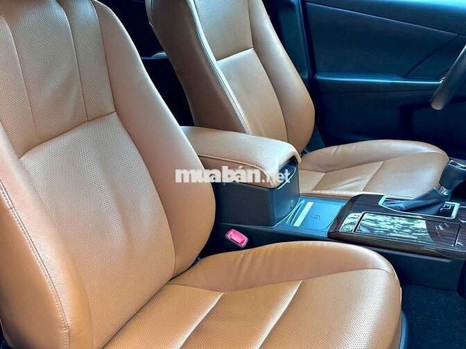 Toyota camry 2.5Q 2018