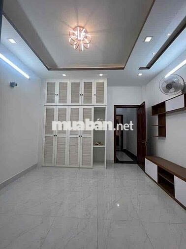 Bán nhà HXH ngay Đso 4, GV. DTSD hơn 200m2 giá chỉ 6tỷ200