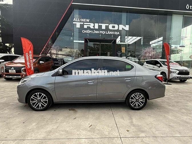 Mitsubishi Attrage 2022 CVT Premium - 27000 km