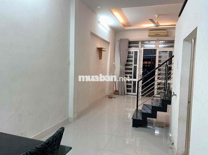 Nguyên Căn Mặt Tiền ngang 6met , giá rẻ