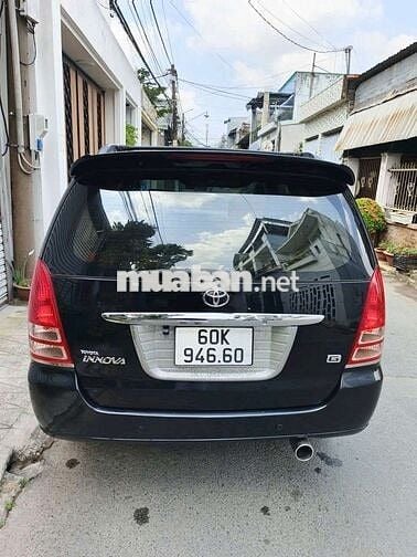 Toyota Innova 2006 G .97.000km