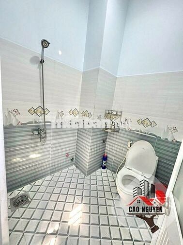 Nhà 4 tầng 3 phòng ngủ Đường Chiến Lược (Nội thất cơ bản)