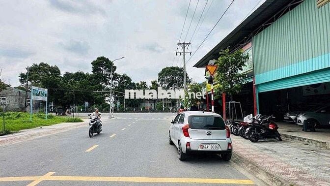 Đất chính chủ cần tìm chủ mới mặt tiền đường Tân Thuận q7 full thổ cư