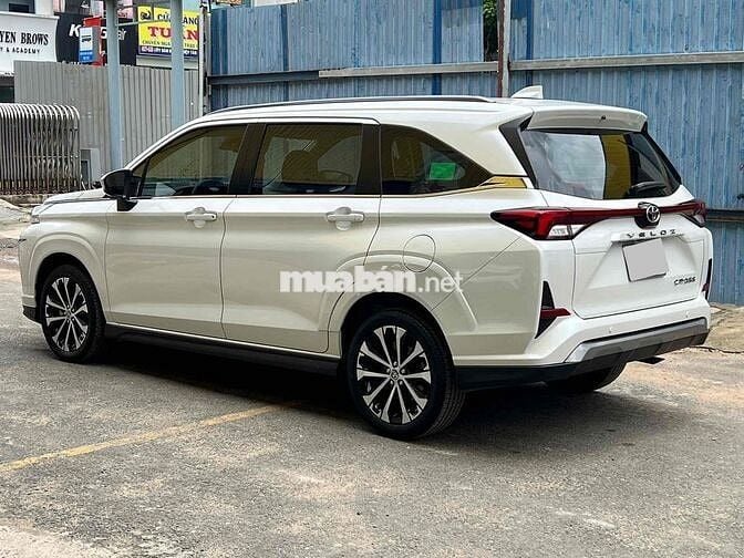 Toyota Veloz Cross Top 2022 HỖ TRỢ BANK 70%