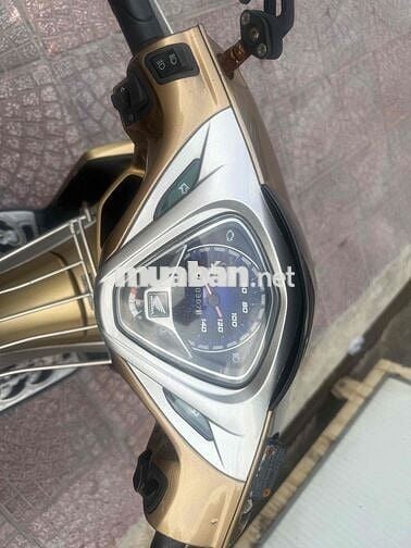 xe honda AirBlade xang Fi nhut doi 2012