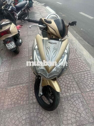 xe honda AirBlade xang Fi nhut doi 2012