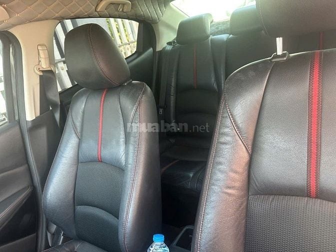 Cần bán gấp xe mazda2 đời 2017
